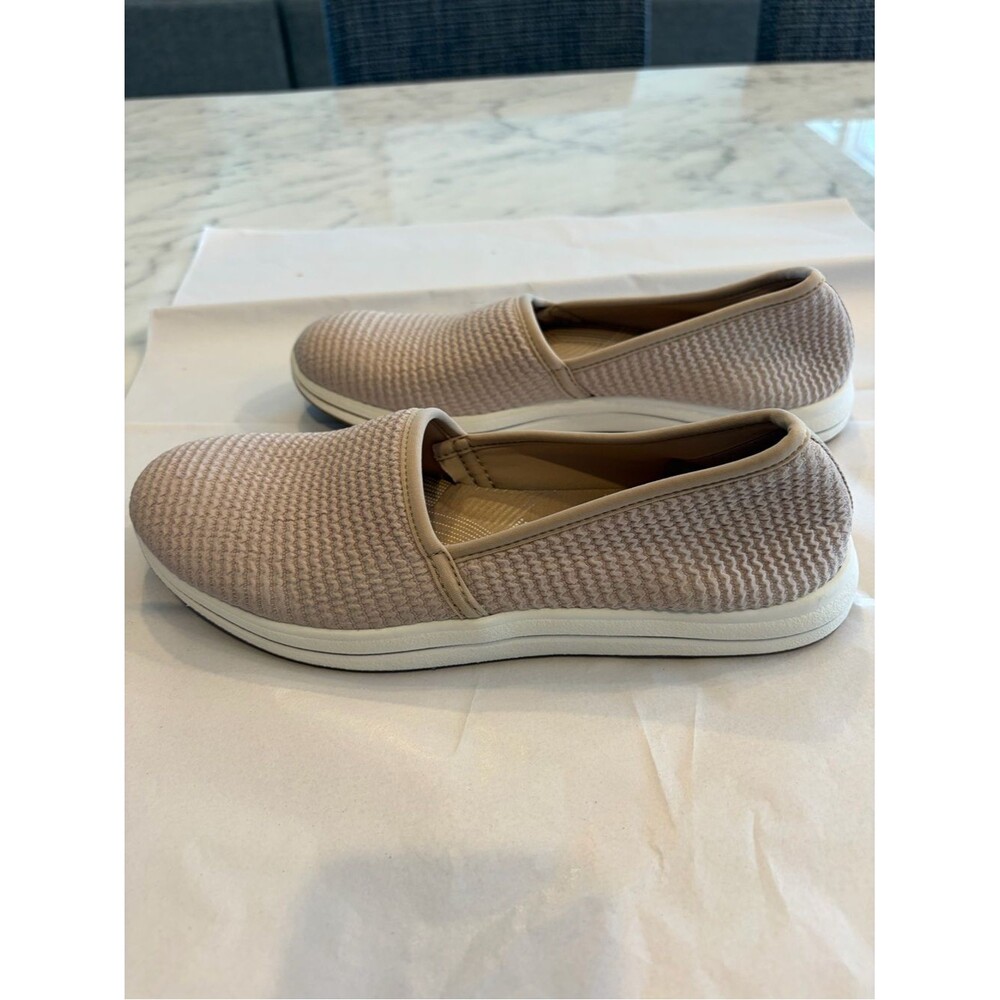 Clarks Cloudsteppers Slip-On Sneakers in Beige
